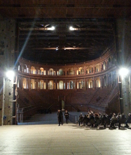 Arco di proscenio del teatro Farnese